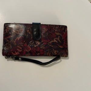 Patricia Nash wallet very nice used maybe once